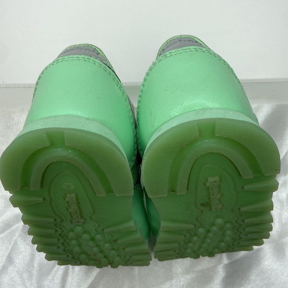 Reebok Toddler Girls Mint/Silver Classic Leather Running Sneaker Shoes Size 5 US - Picture 11 of 17